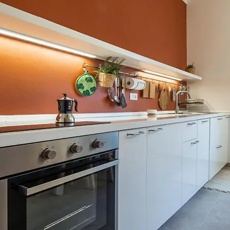 Lovely Oasi Apartment X7 - Near Central Station La Spezia Exterior photo